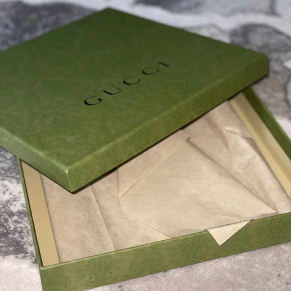 Gucci Original Box - Picture 3 of 4